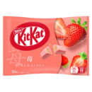 Шоколад KitKat с клубникой Nestle гр., Япония